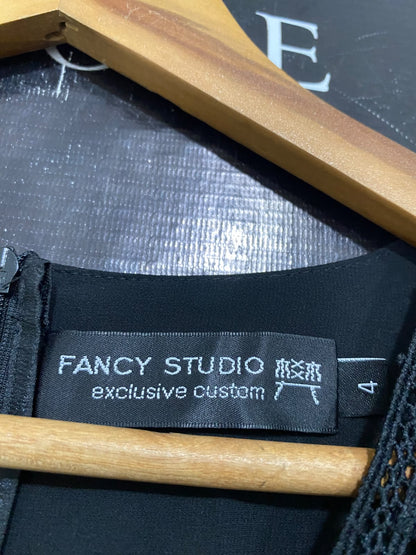 FANCY STUDIO |XL| BUST 22| A43| BLACK V-NECK LACE-TRIM TECHNICAL UTILITY MIDI DRESS