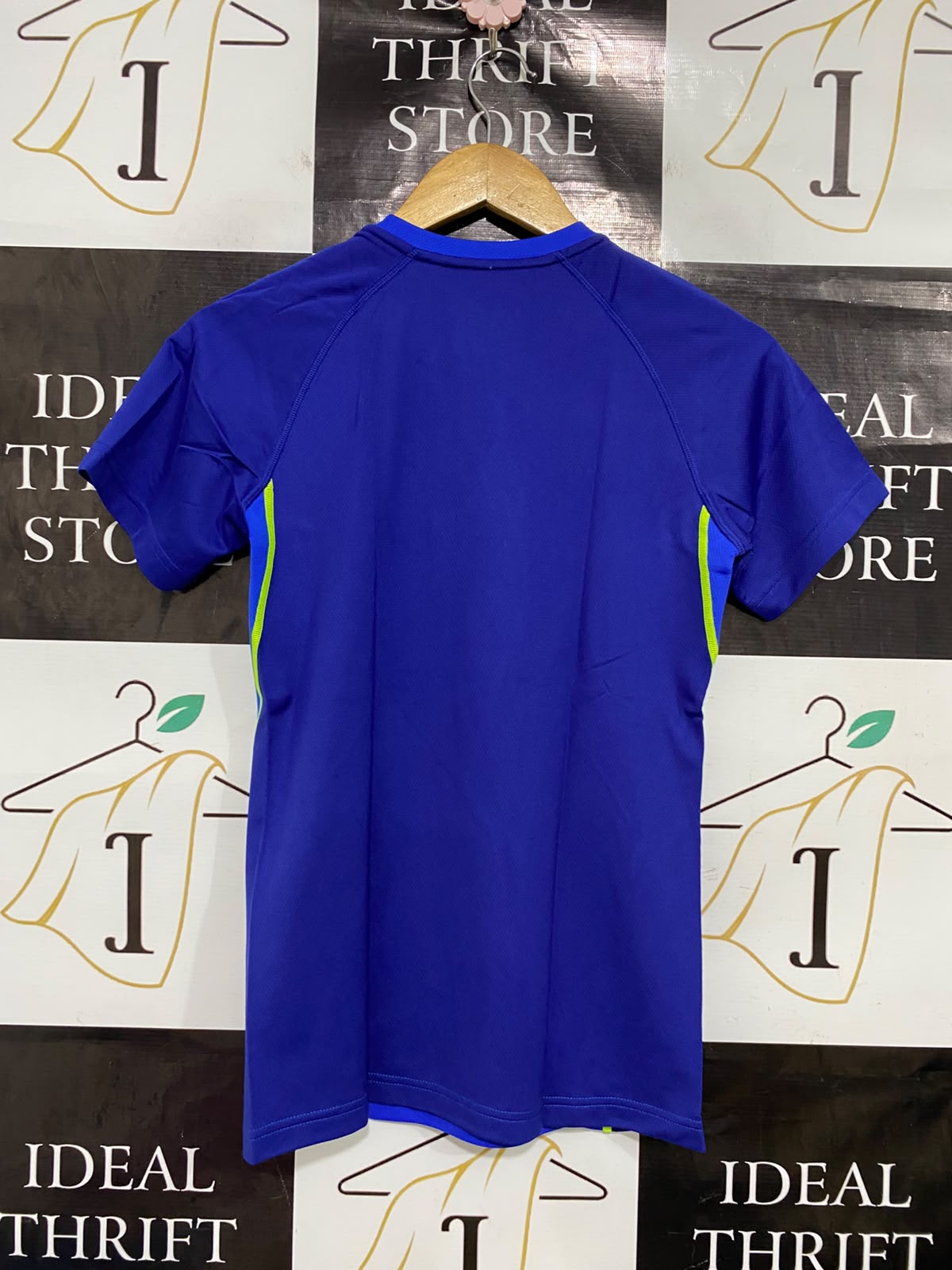 NIKE |L| BUST 16| A43| BLUE AND LIME GREEN COLORBLOCK TECHNICAL PERFORMANCE T-SHIRT