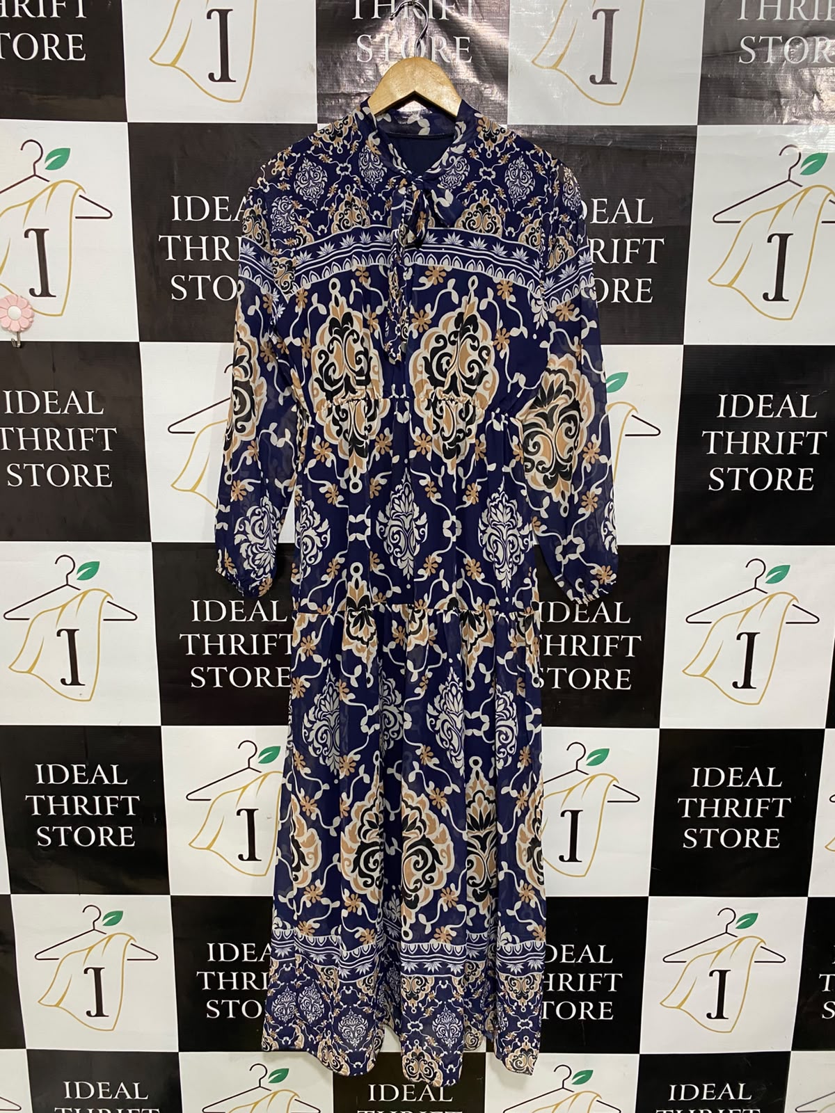 |M| BUST 18| A45| NAVY AND GOLD DAMASK PRINT TIE-NECK TECHNICAL UTILITY MAXI DRESS