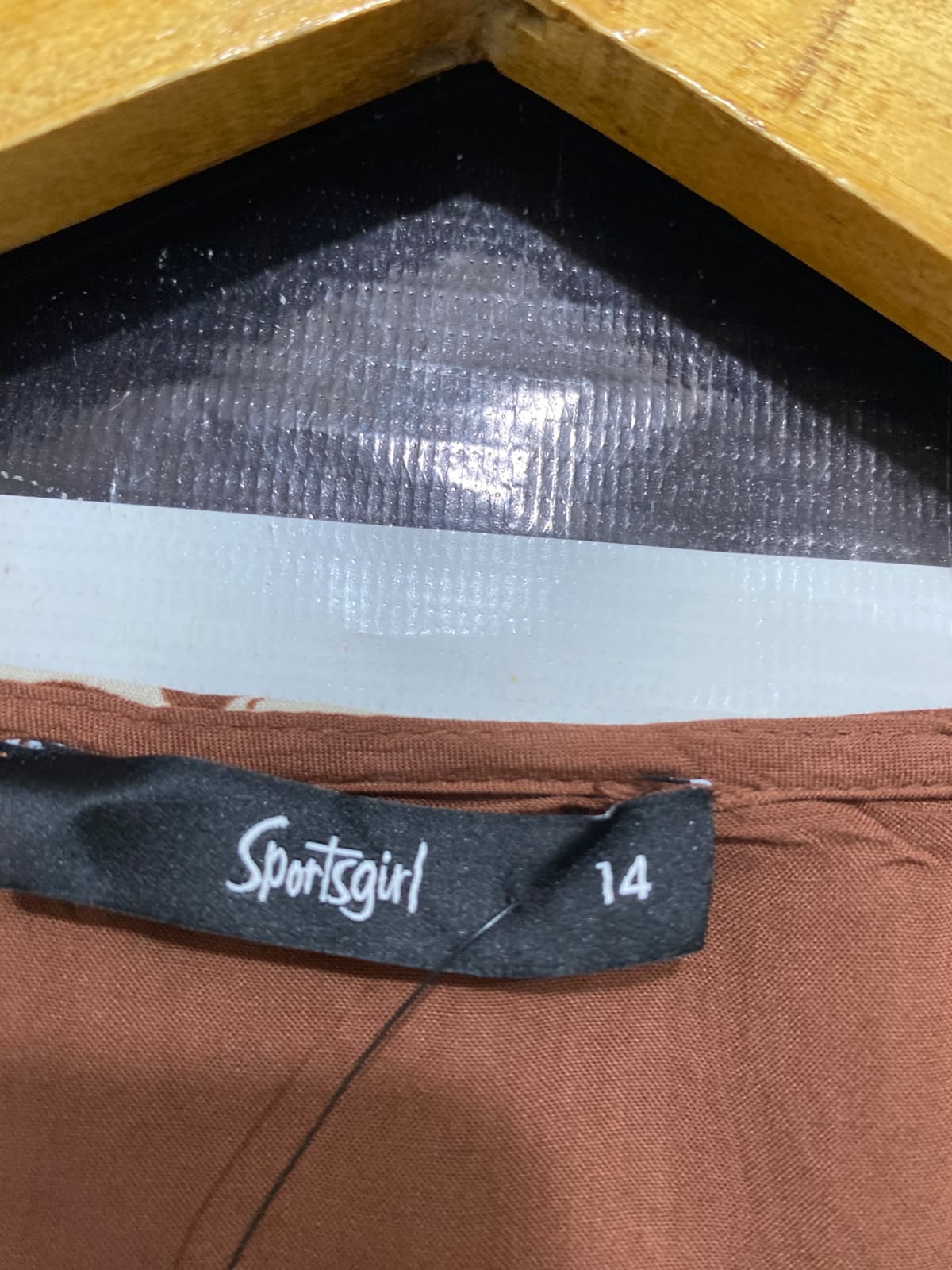 SPORTS GIRL |L| BUST 19| A45| BROWN AND CREAM FLORAL SCRIPT V-NECK TECHNICAL UTILITY MAXI DRESS