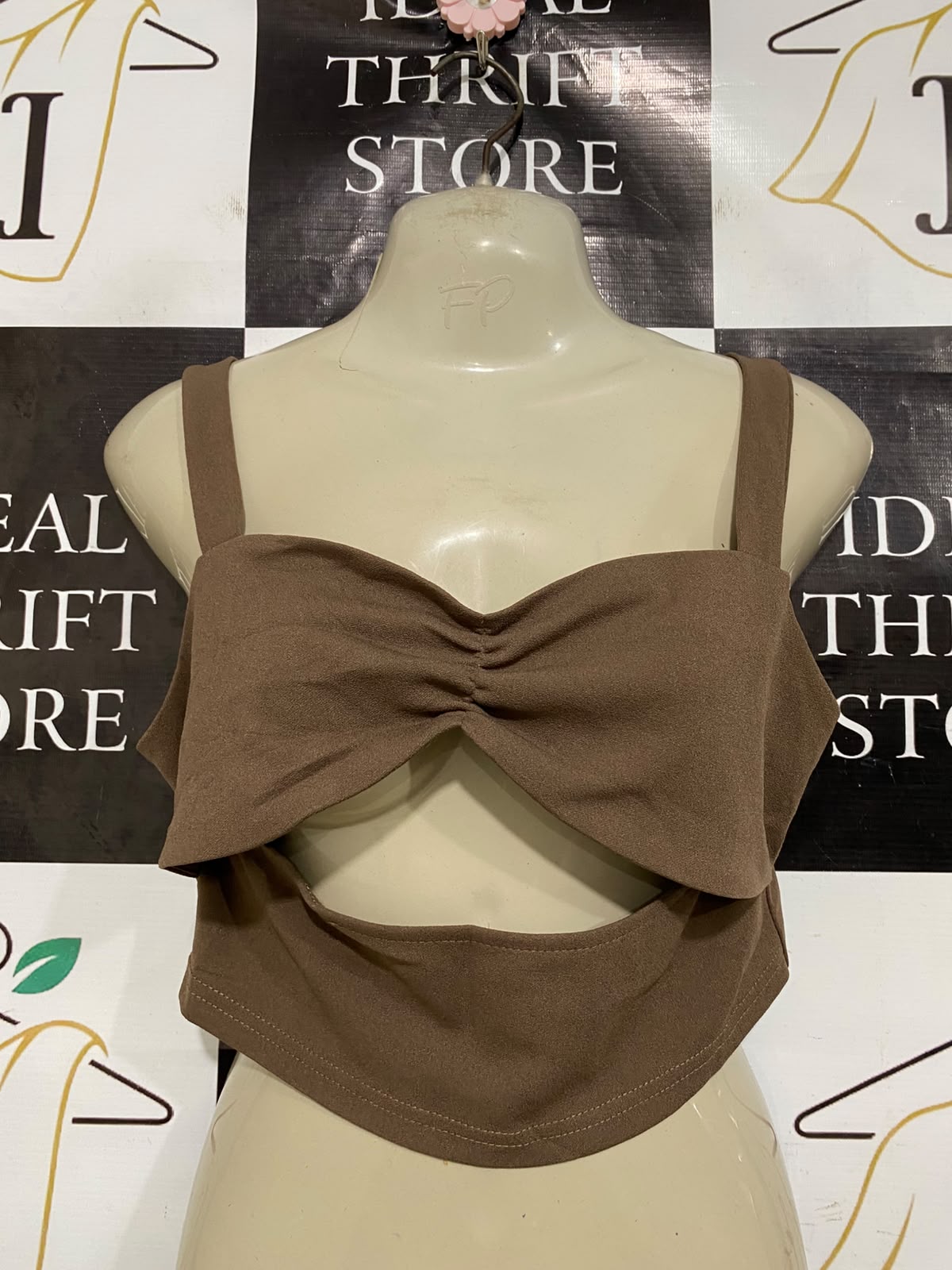 THANNE |M| BUST 16| A44| BROWN GATHERED CUTOUT TECHNICAL UTILITY CROP TOP