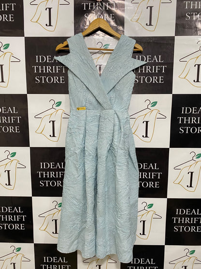 TOUCH OF FASHION |S| BUST 16| A44| ICE BLUE TEXTURED ARCHITECTURAL V-NECK TECHNICAL UTILITY MIDI DRESS