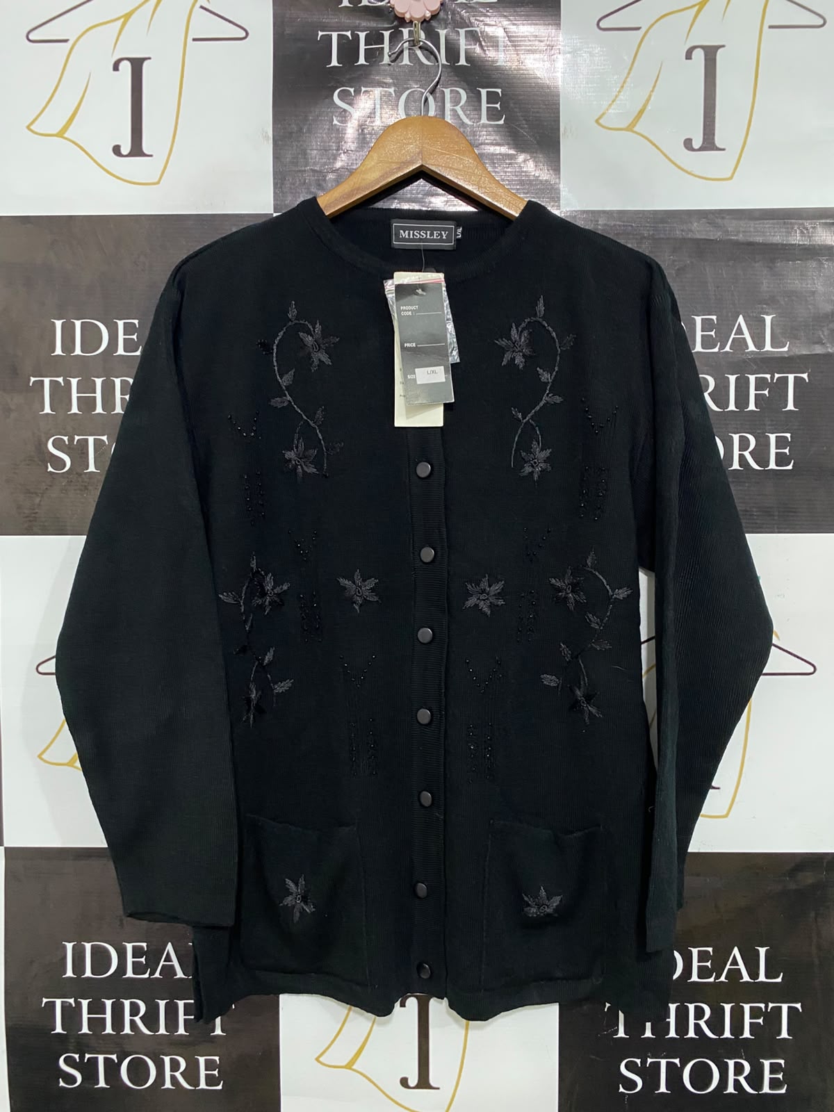 MISSLEY |L/XL| BUST 21| A44| BLACK EMBROIDERED BUTTON-DOWN TECHNICAL UTILITY CARDIGAN