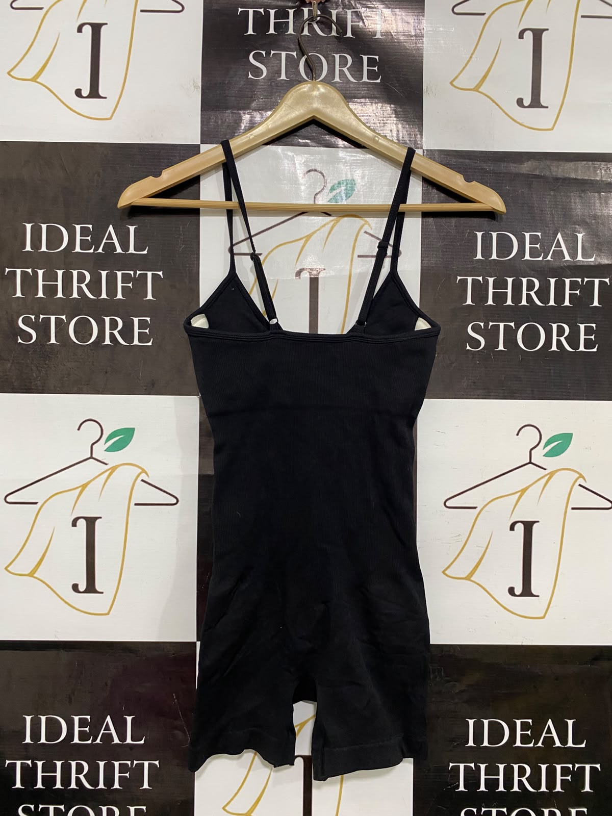 YU & ME |S/M| BUST 12| A44| BLACK SEAMLESS SPAGHETTI STRAP TECHNICAL UTILITY JUMPSUIT