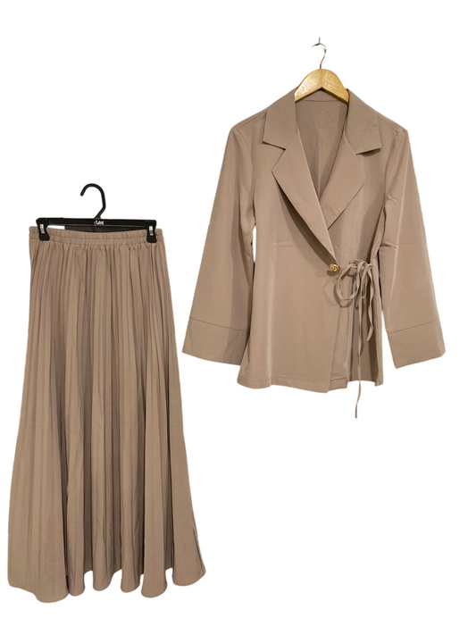 |S| A46| TAUPE WRAP BLAZER AND PLEATED MIDI SKIRT TECHNICAL UTILITY SET