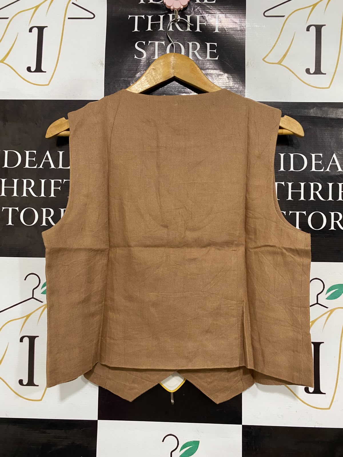 PIPER |M| BUST 19| A46| CAMEL TAILORED TECHNICAL UTILITY VEST