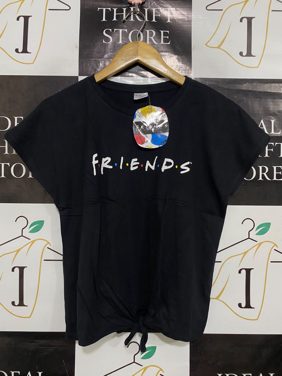 FRIEND |M| BUST 19| A46| BLACK FRIENDS GRAPHIC-PRINT TECHNICAL UTILITY TEE