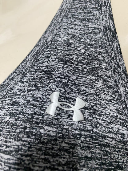 UNDER ARMOUR |M| BUST 18| A46| BLACK AND WHITE MARLED SCOOP-NECK TECHNICAL UTILITY TANK TOP