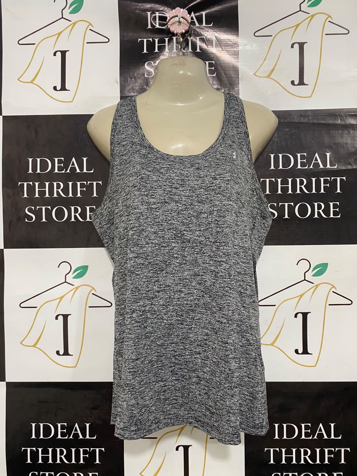 UNDER ARMOUR |M| BUST 18| A46| BLACK AND WHITE MARLED SCOOP-NECK TECHNICAL UTILITY TANK TOP