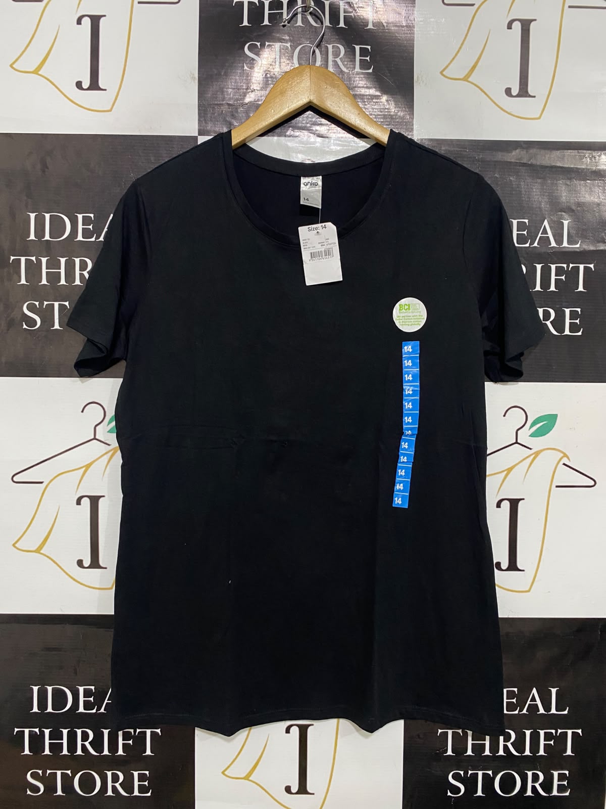 ANKO |L| BUST 19| A46| BLACK CREW-NECK TECHNICAL UTILITY TEE