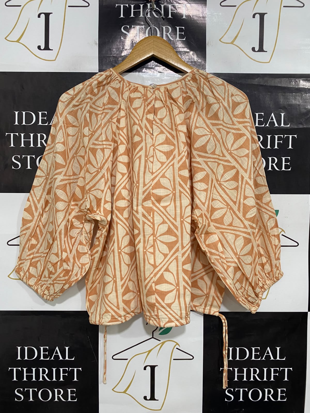 ANKO |XL| BUST 25| A46| CAMEL GEOMETRIC FLORAL-PRINT TECHNICAL UTILITY BLOUSE