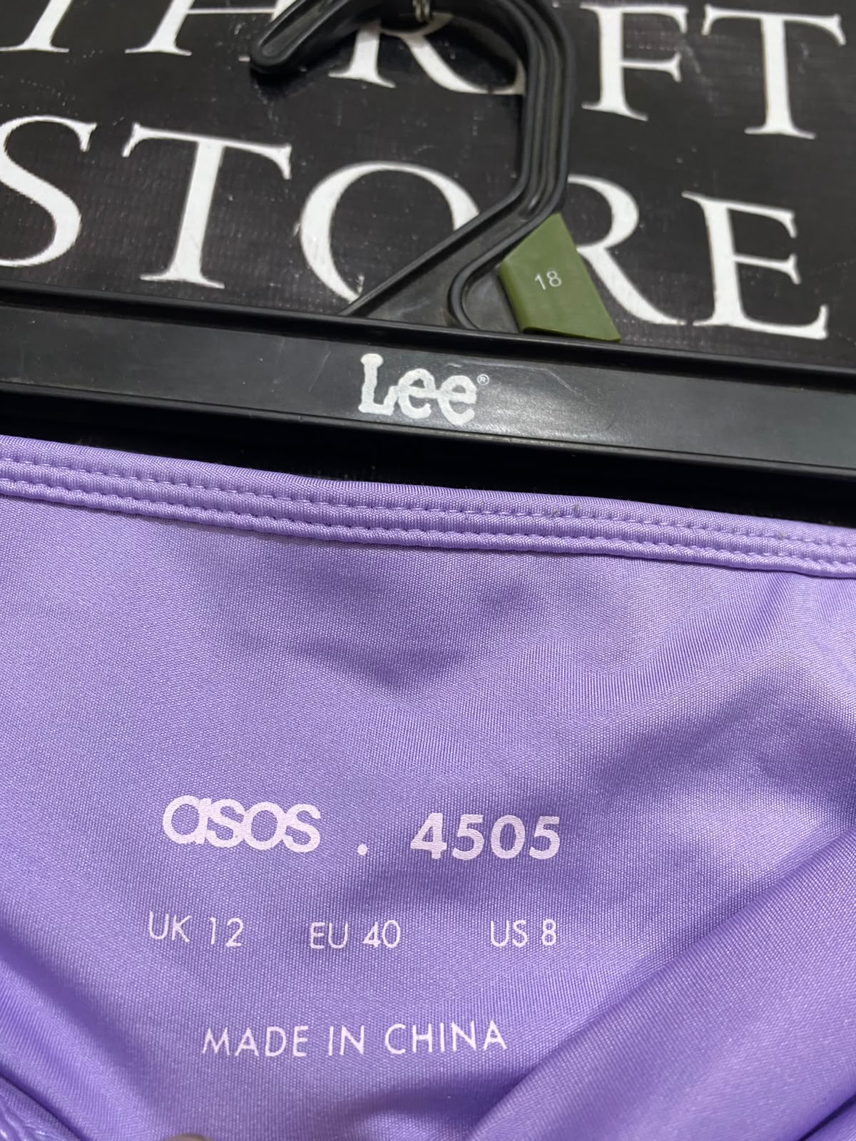ASOS |S| WAIST 26| A46| LAVENDER SEAM-CONTOURED TECHNICAL UTILITY LEGGINGS