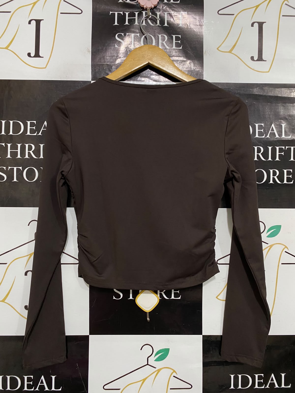 SHEIN |S| BUST 16| A47| BROWN SCOOP-NECK RUFFLED LONG-SLEVE TECHNICAL UTILITY CROP TOP