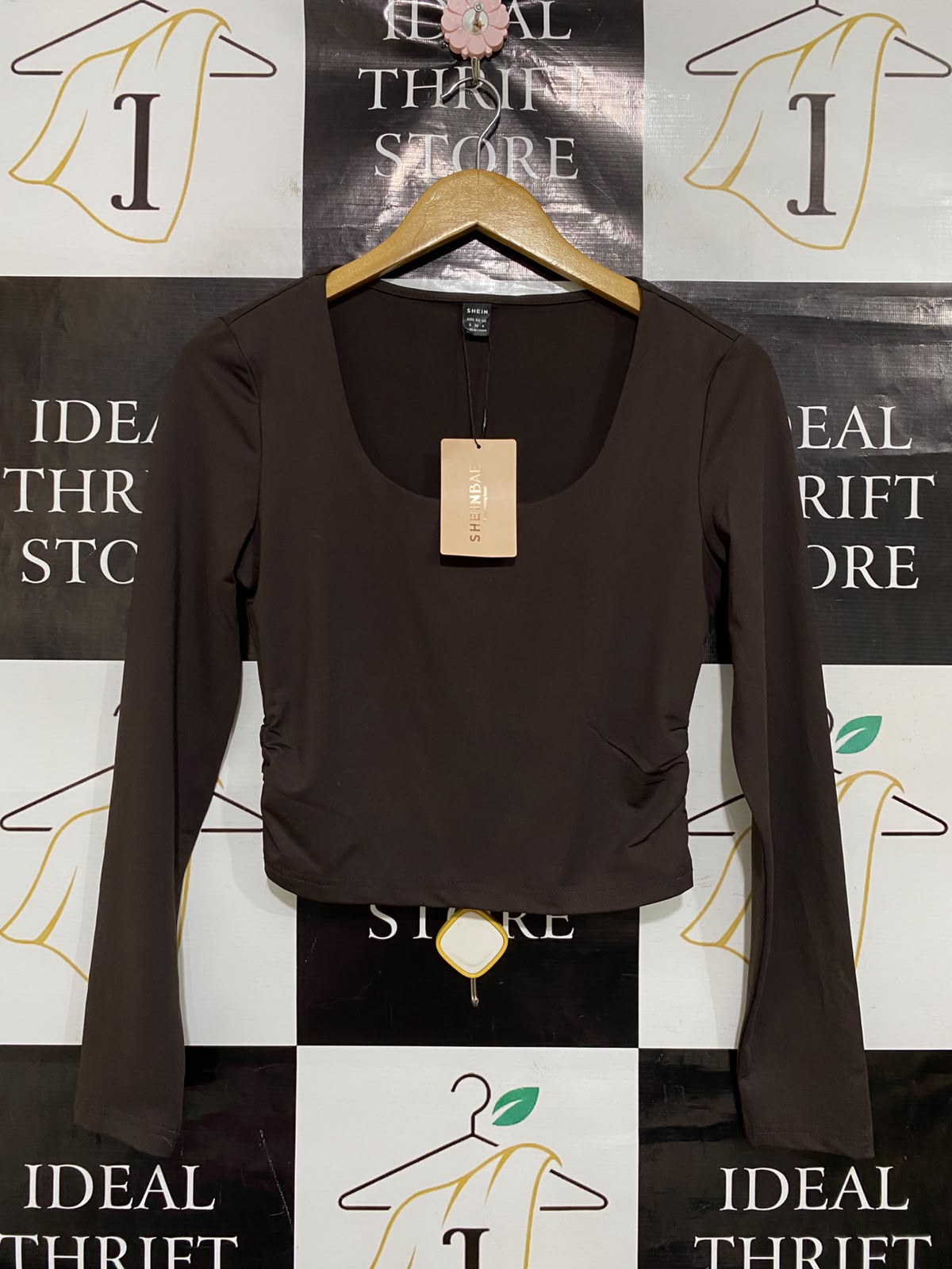 SHEIN |S| BUST 16| A47| BROWN SCOOP-NECK RUFFLED LONG-SLEVE TECHNICAL UTILITY CROP TOP