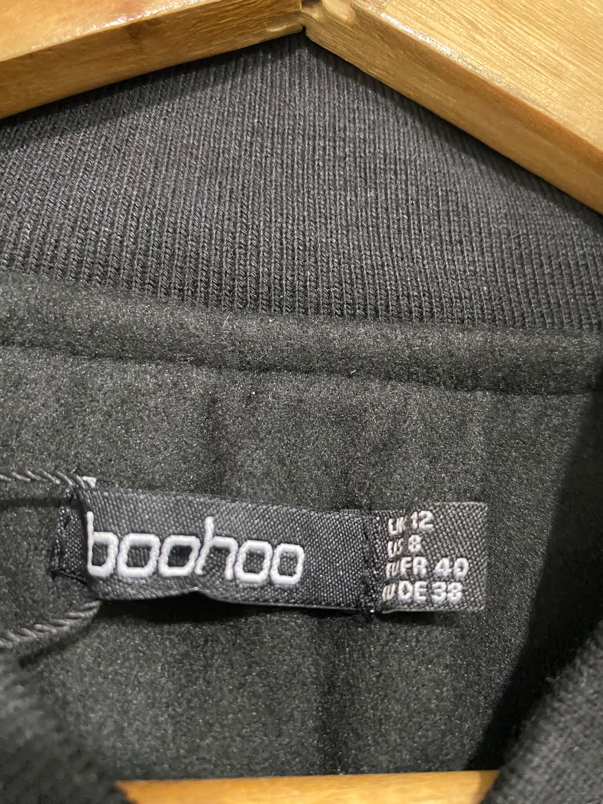 BOOHOO |M| BUST 27| A20| BLACK AND GREEN VARSITY TECHNICAL UTILITY JACKET