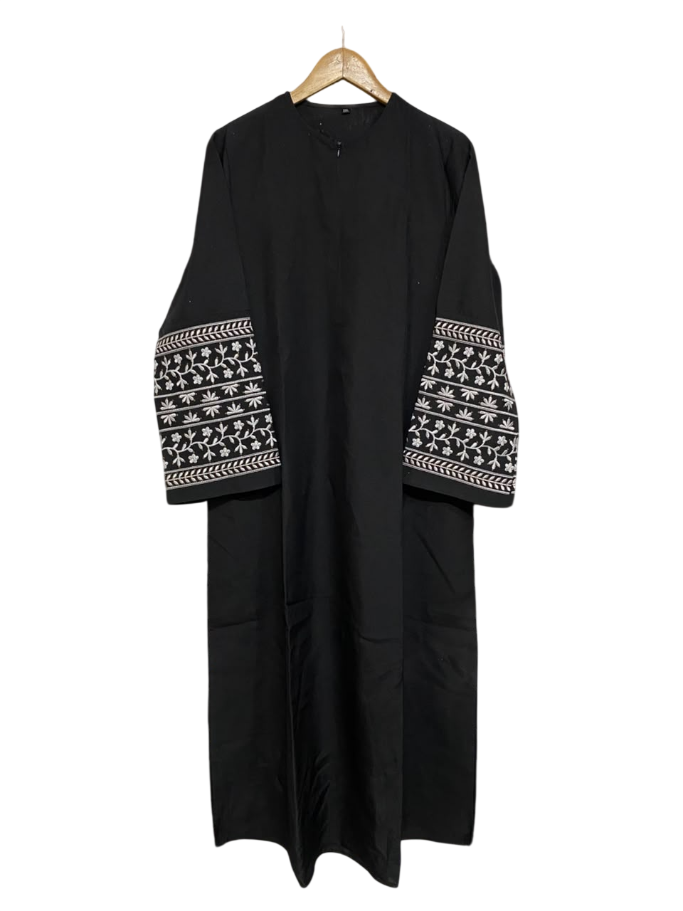 |XL| BUST 20| A50| BLACK AND WHITE EMBROIDERED SLEEVE TECHNICAL UTILITY MAXI DRESS