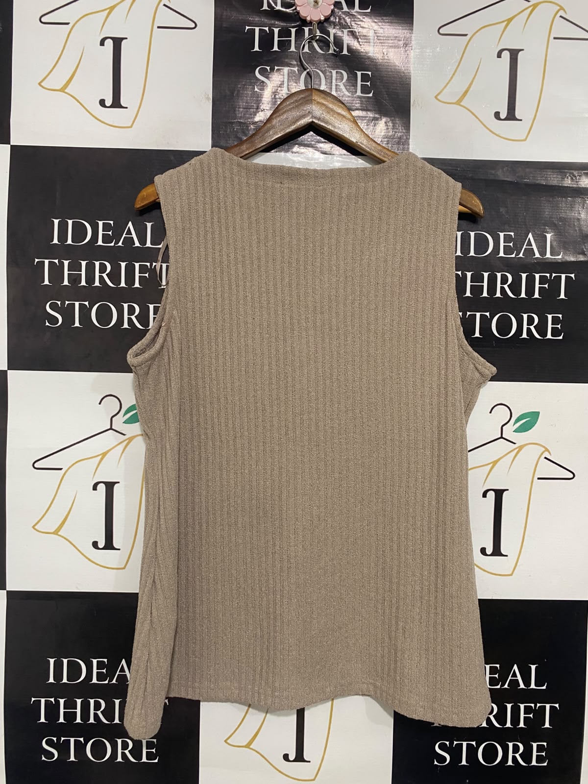 NEW LOOK |L| BUST 21| A51| TAUPE RIBBED V-NECK BUTTON-DOWN TECHNICAL UTILITY TANK TOP