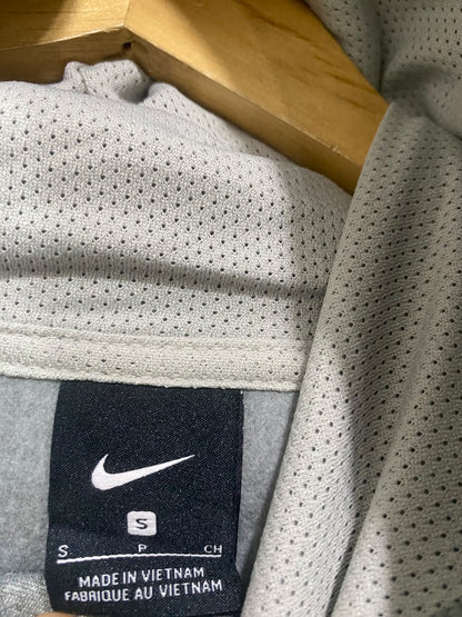 NIKE |S| BUST 20| A51| GREY NIKE PHILADELPHIA EAGLES NFC CHAMPIONS TECHNICAL UTILITY HOODIE