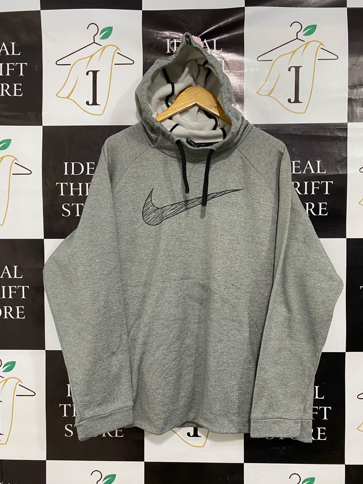 NIKE |XXL| BUST 27| A51| GREY NIKE OVERSIZED SWOOSH TECHNICAL UTILITY HOODIE