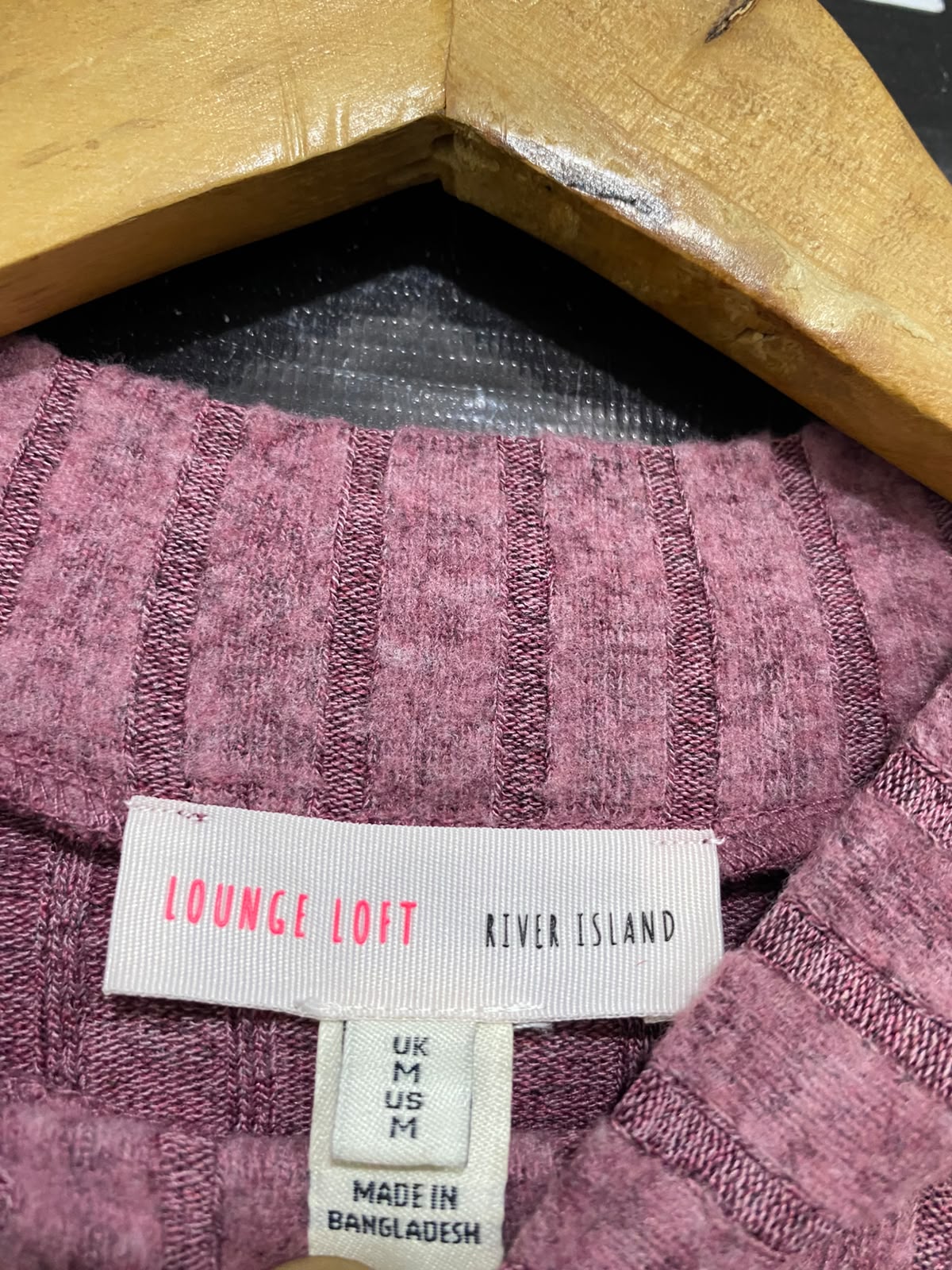 RIB=VER ISLAND |M| BUST 19| A50| DUSTY ROSE RIBBED MOCK-NECK TIE-WAIST TECHNICAL UTILITY TOP