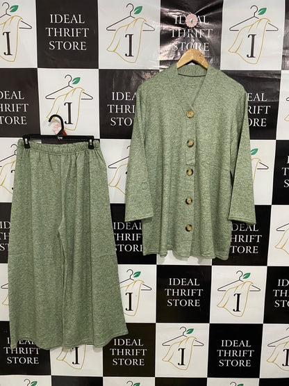 FABRIQUE EN FRANCE |M| A50| SAGE GREEN HEATHERED BUTTON-UP CARDIGAN AND WIDE-LEG PANTS TECHNICAL UTILITY SET