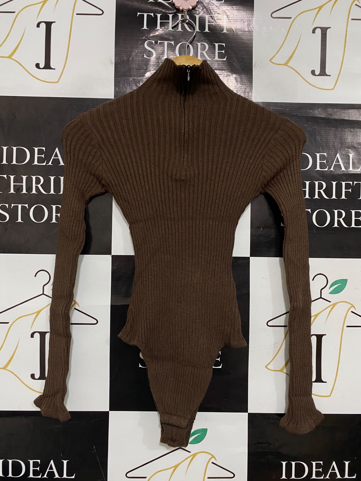 I SAW IT FIRST |XS| BUST 11| A50| DARK BROWN RIBBED HALF-ZIP TECHNICAL UTILITY BODYSUIT