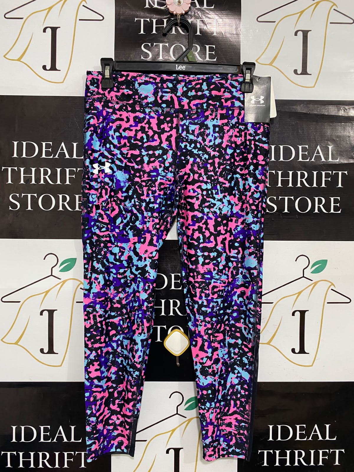 UNDER ARMOUR |M| WAIST 28| A50| MULTI-COLOR ABSTRACT PRINT UNDER ARMOUR TECHNICAL UTILITY LEGGINGS