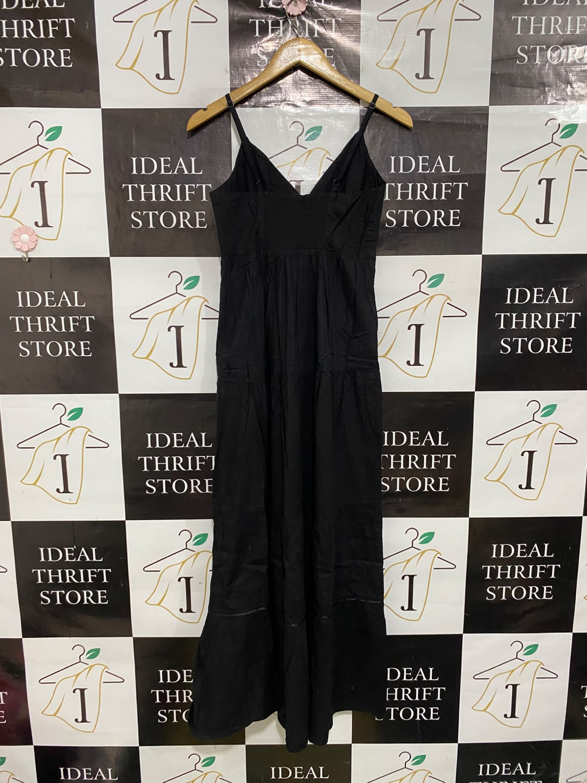 EVIE |M| BUST 15| A50| BLACK SLEEVELESS V-NECK TIERED TECHNICAL UTILITY MAXI DRESS