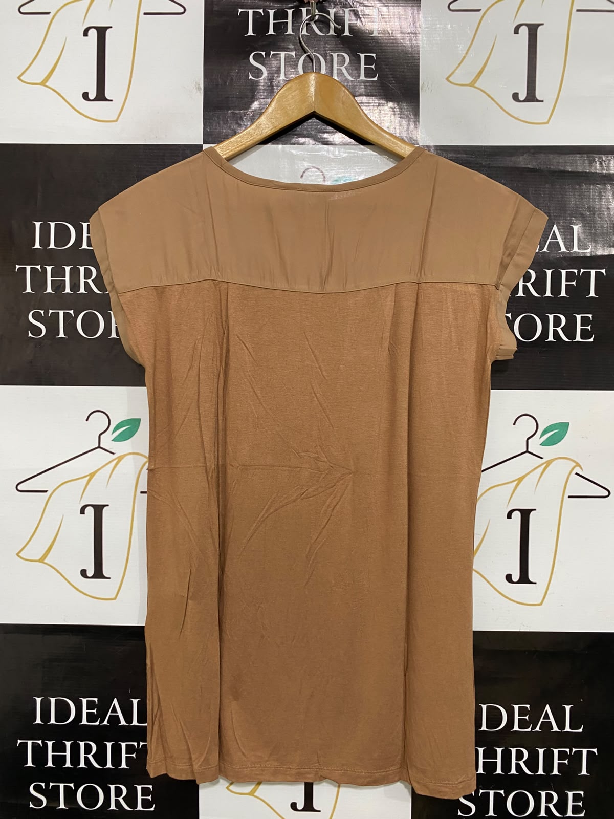 NEXT |M| BUST 19| A49| CAMEL NEXT CONTRAST-SHOULDER TECHNICAL UTILITY TUNIC TOP
