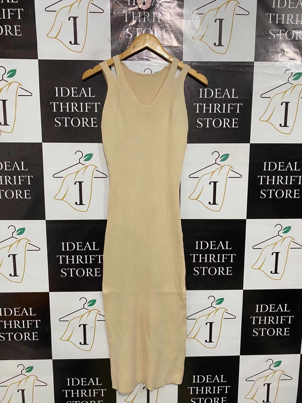 SHEIN |M| BUST 13| A52| BEIGE STRAP-DETAIL RIBBED TECHNICAL UTILITY MIDI DRESS