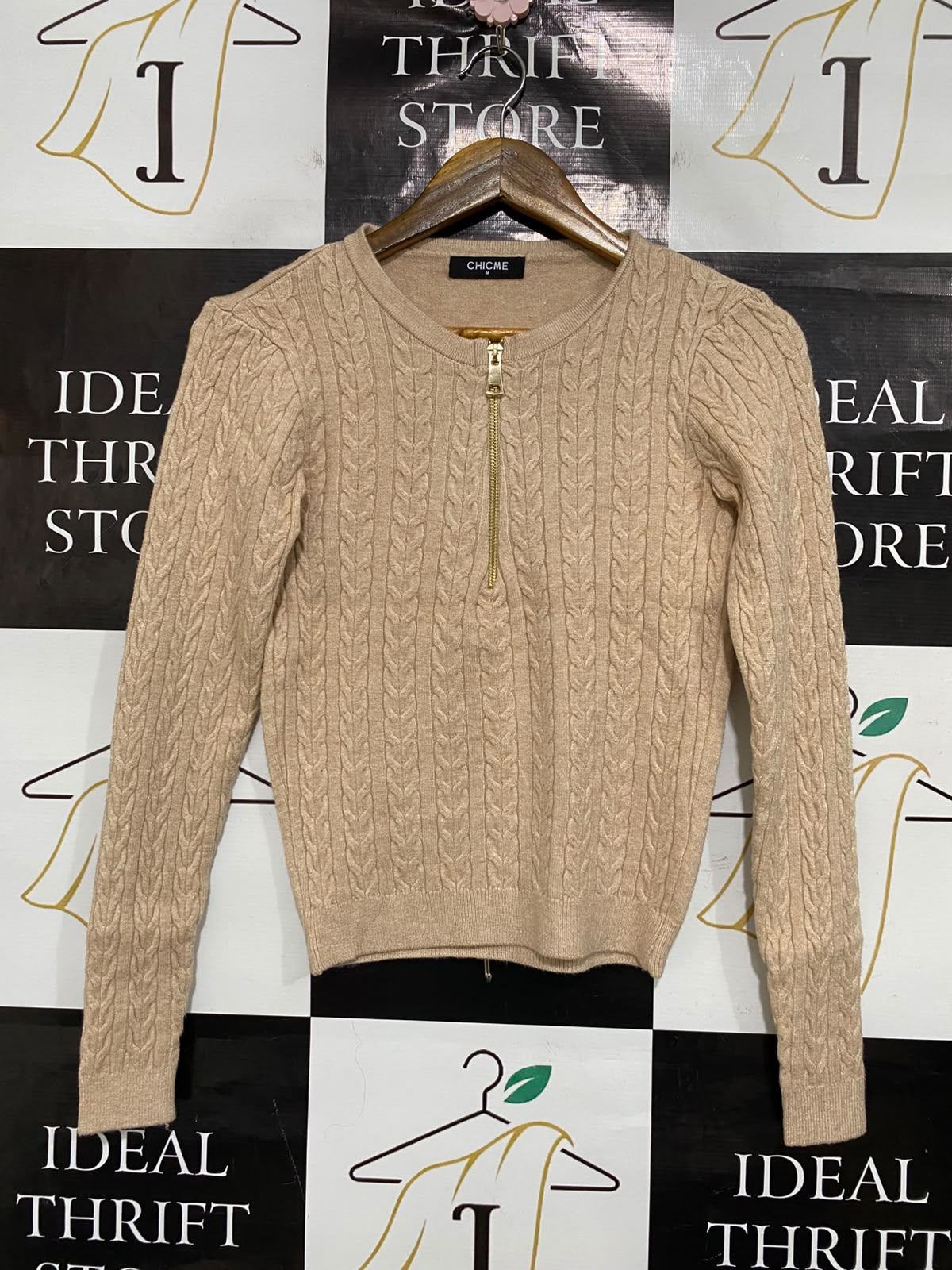 CHICME |M| BUST 16| A51| BEIGE CABLE-KNIT HALF-ZIP TECHNICAL UTILITY SWEATER