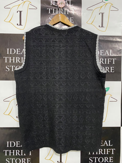 REFLECT |L/XL| BUST 22| A51| BLACK TEXTURED KNIT BUTTON-UP TECHNICAL UTILITY VEST