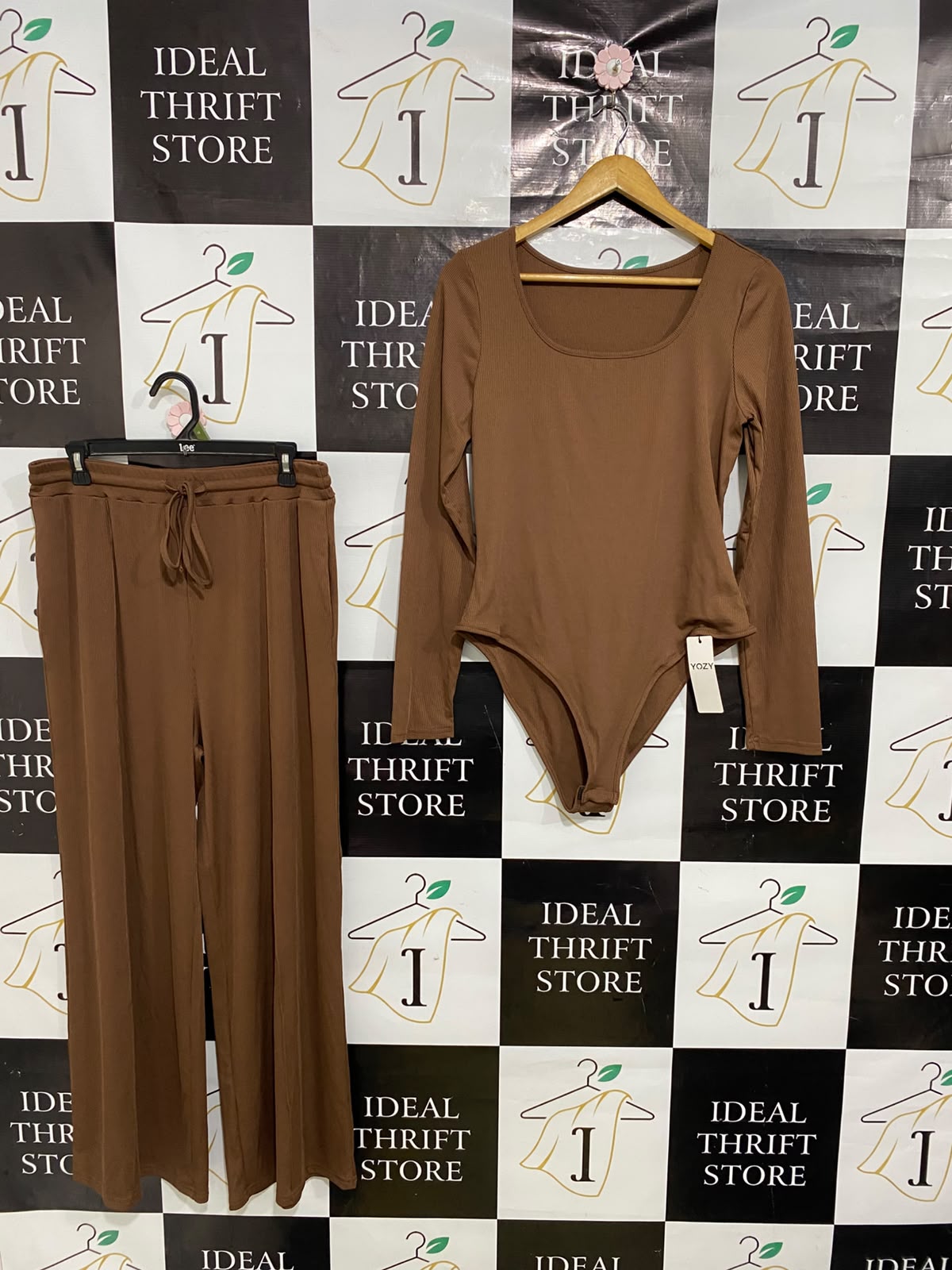YOZY |XL| A51| BROWN RIBBED SCOOP-NECK BODYSUIT AND WIDE-LEG PANTS TECHNICAL UTILITY SET