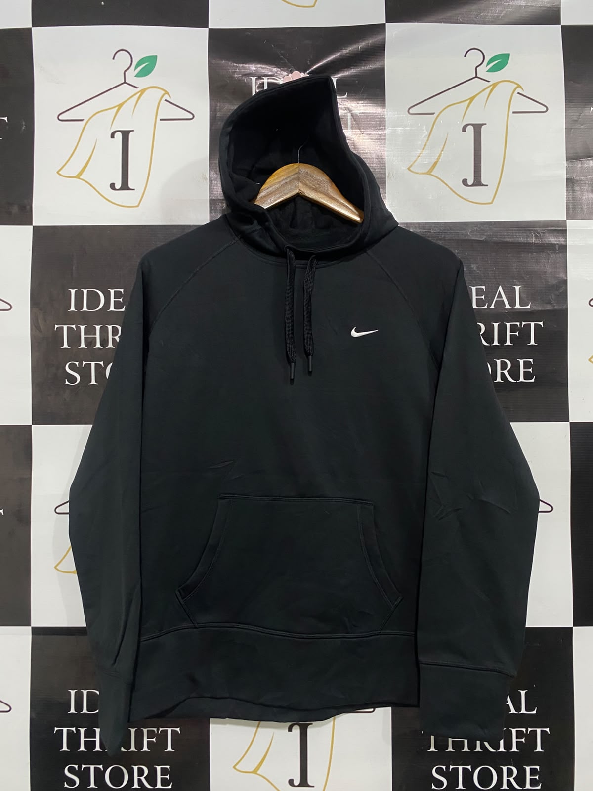 NIKE |L| BUST 22| A51| BLACK NIKE EMBROIDERED HOODED TECHNICAL UTILITY SWEATSHIRT