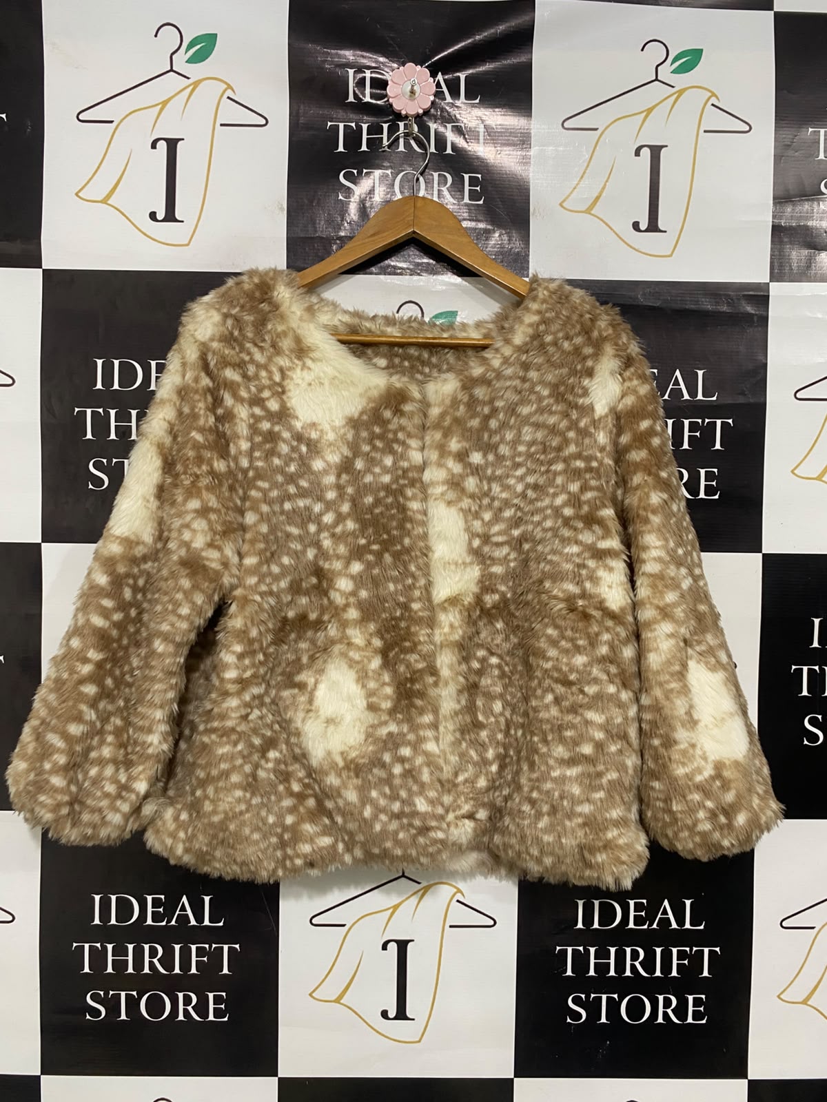 STANDARD |S| BUST 15| A51| FAWN AND CREAM FAUX-FUR FAUN-PATTERN TECHNICAL UTILITY JACKET