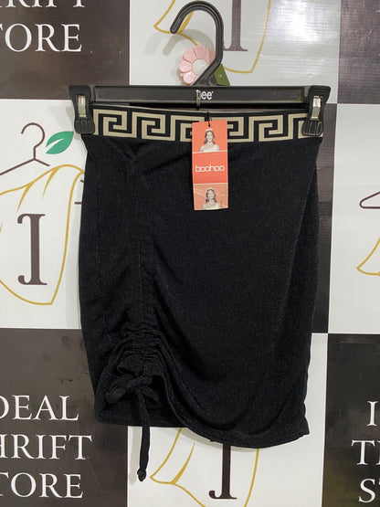 BOOHOO |S| WAIST 22| A53| BLACK BOOHOO GREEK-KEY WAISTBAND RUCHED TECHNICAL UTILITY MINI SKIRT