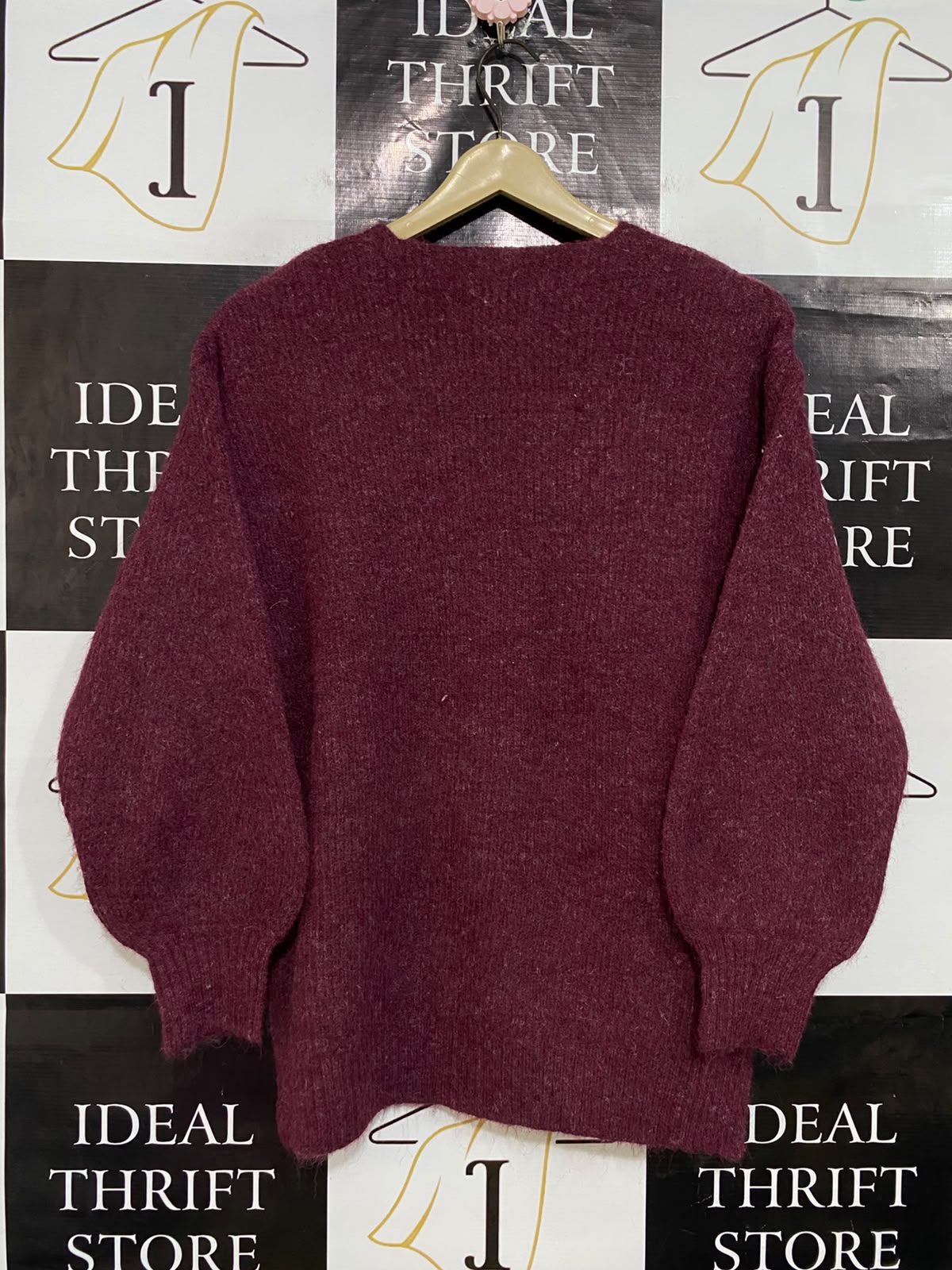 TARGET WOMAN |XS| BUST 20| A53| BURGUNDY MARLED V-NECK TARGET WOMAN TECHNICAL UTILITY SWEATER
