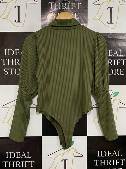 BOOHOO |M| BUST 16| A53| OLIVE GREEN  MOCK-NECK PUFF-SLEEVE TECHNICAL UTILITY BODYSUIT