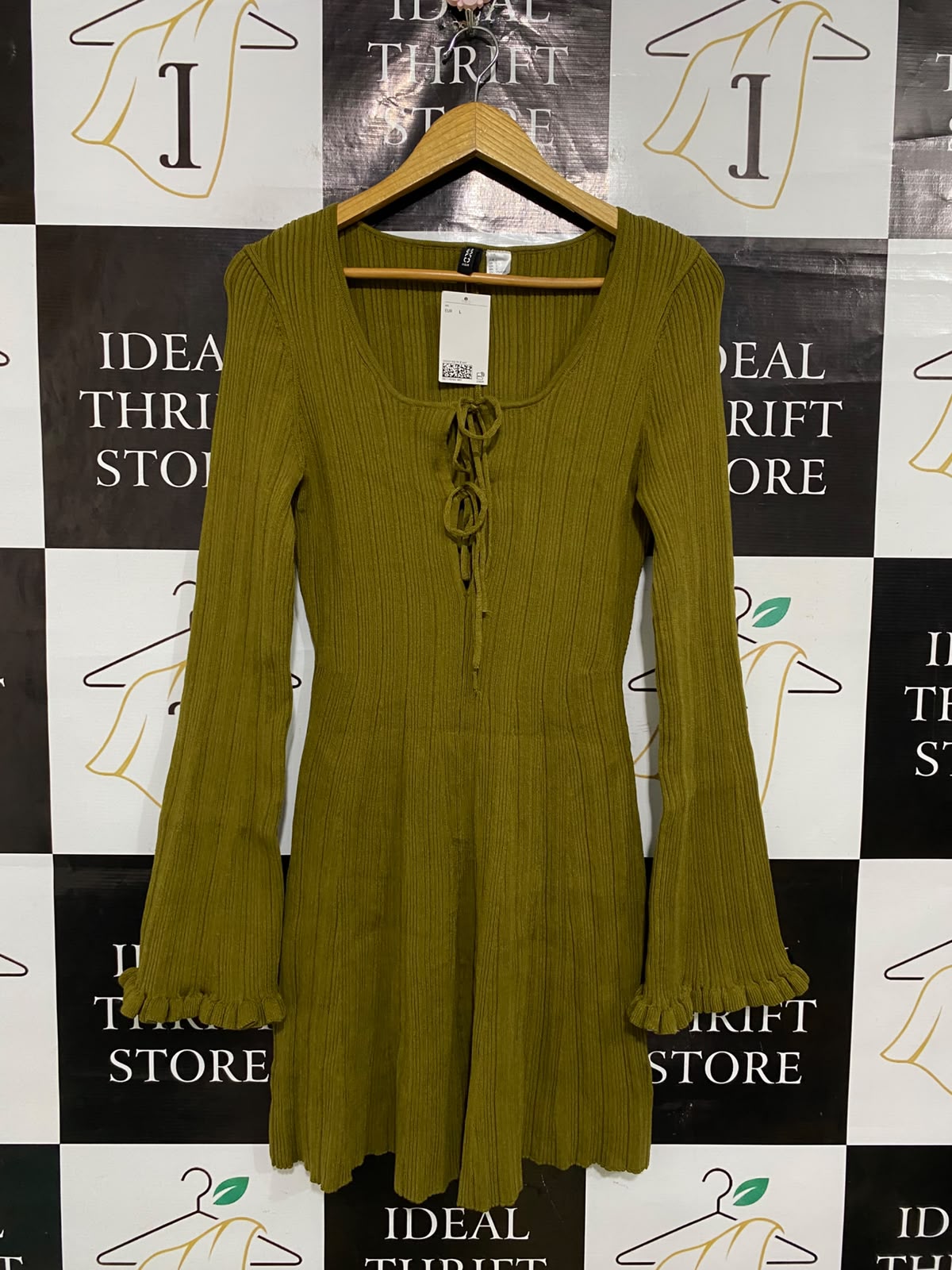 H&M |L| BUST 15| A52| OLIVE GREEN RIBBED TIE-FRONT BELL-SLEEVE TECHNICAL UTILITY DRESS