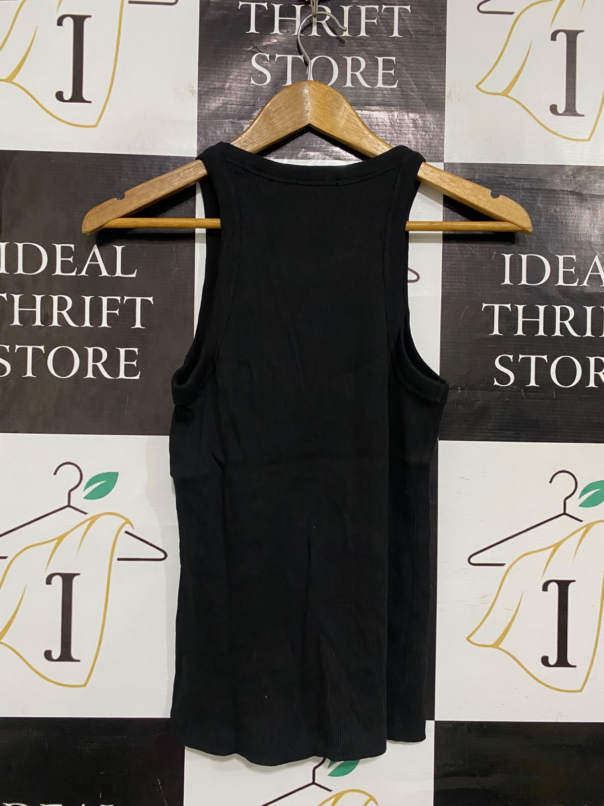ESSENTIALS MO |L| BUST 14| A52| BLACK RIBBED CREW-NECK SLEEVELESS TECHNICAL UTILITY TANK TOP