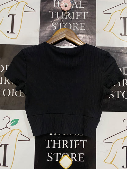 BERSHKA |S| BUST 14| A52| BLACK BERSHKA V-NECK O-RING FRONT TECHNICAL UTILITY CROP TOP