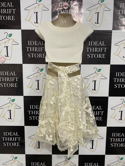 METISU |L| A52| CREAM BUTTERFLY-EMBROIDERED MESH TWO-PIECE TECHNICAL UTILITY DRESS SET