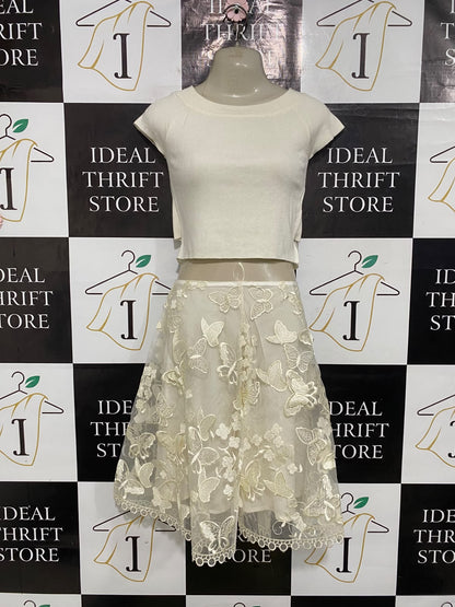 METISU |L| A52| CREAM BUTTERFLY-EMBROIDERED MESH TWO-PIECE TECHNICAL UTILITY DRESS SET
