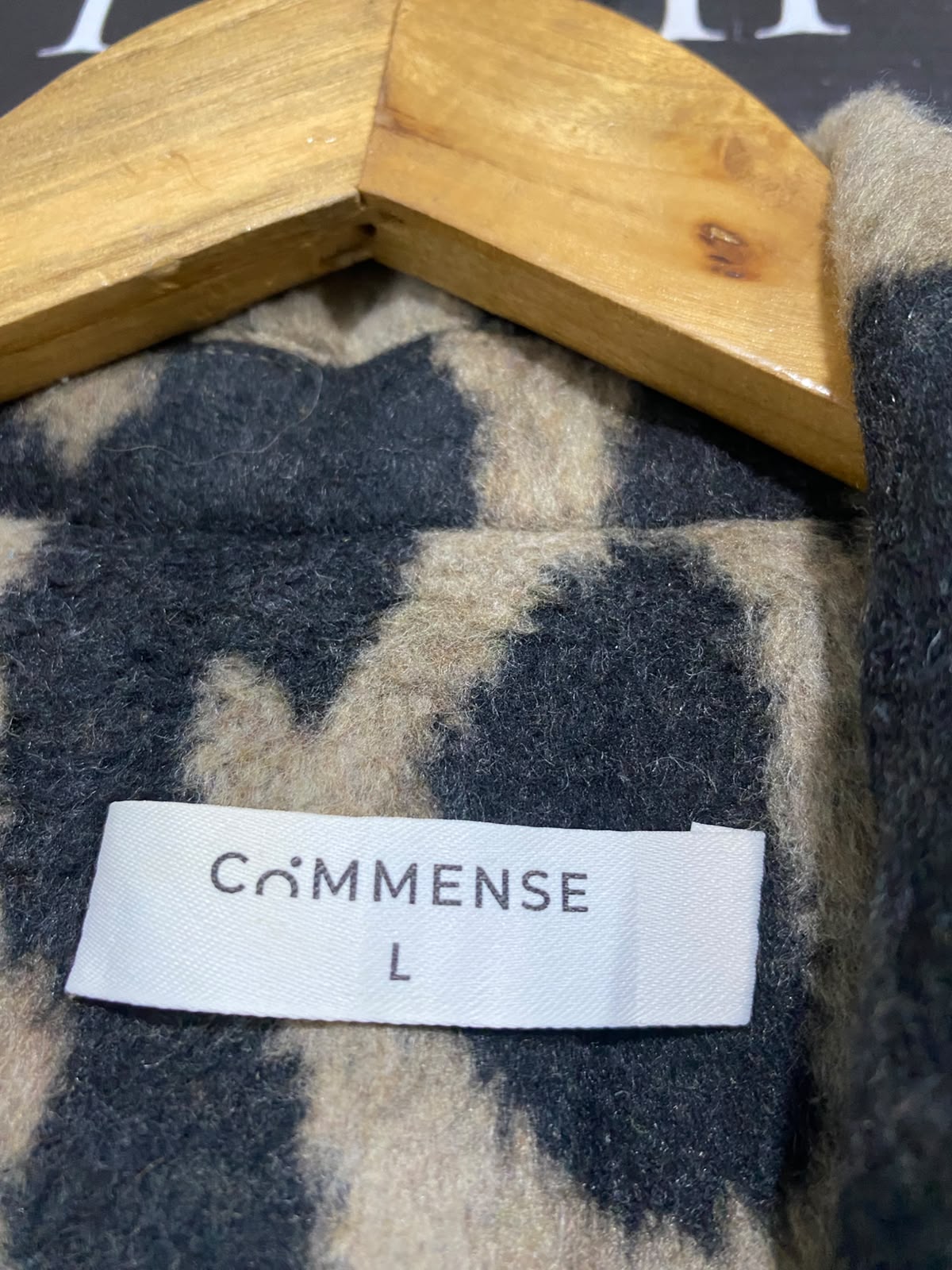 COMMENSE |L| BUST 23| A52| LEOPARD-PRINT NOTCH-LAPEL DOUBLE-BREASTED TECHNICAL UTILITY TRENCH COAT