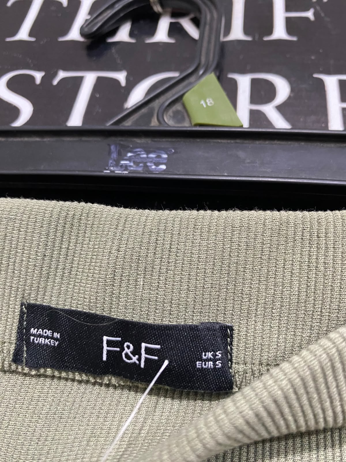F&F |S| WAIST 26| A52| OLIVE GREEN F&F HIGH-WAIST TECHNICAL UTILITY MIDI SKIRT