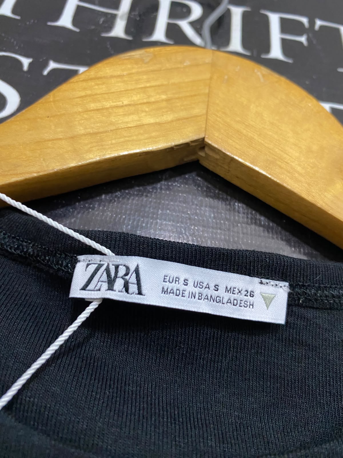 ZARA |S| BUST 13| A54| BLACK ZARA CREW-NECK CAP-SLEEVE TECHNICAL UTILITY CROP TOP