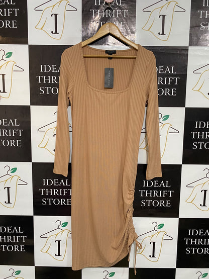NEW LOOK |M| BUST 18| A54| CAMEL NEW LOOK SQUARE-NECK SIDE-RUCHED TECHNICAL UTILITY MIDI DRESS