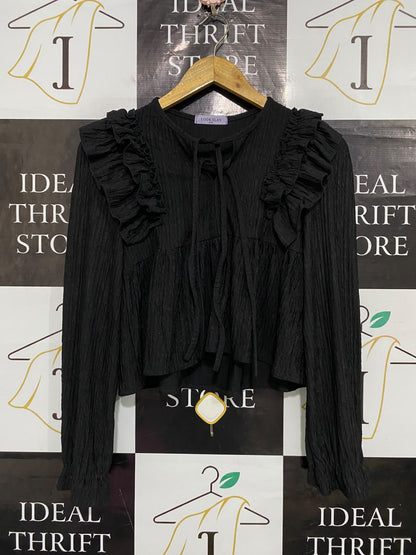 LOOK SLAY |S/M| BUST 16| A54| BLACK LOOK SLAY RUFFLE-TRIM TIE-FRONT TECHNICAL UTILITY BLOUSE
