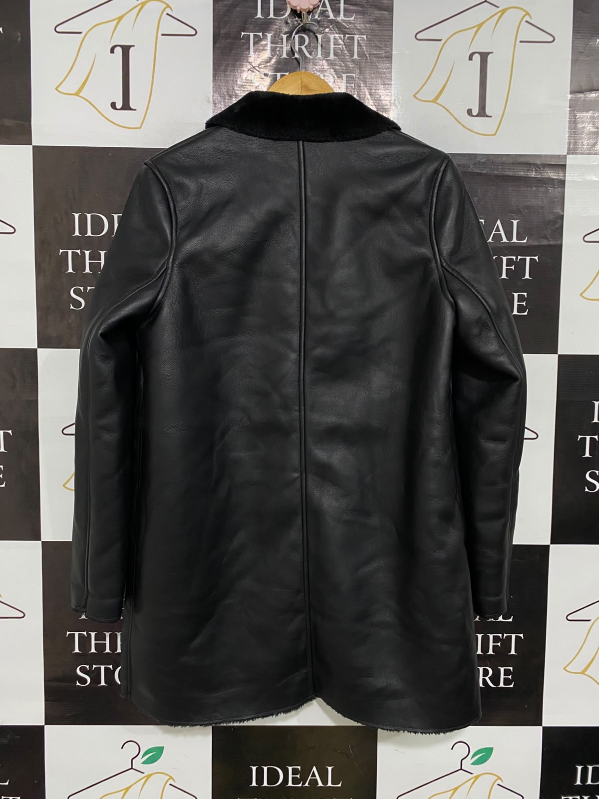 SUD |M| BUST 20| A54| BLACK FAUX-SHEARLING LINED FAUX-LEATHER TECHNICAL UTILITY COAT