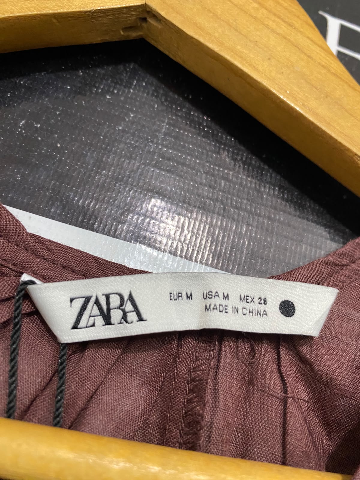 ZARA |M| BUST 25| A54| BURGUNDY ZARA SLEEVELESS TECHNICAL UTILITY BLOUSE
